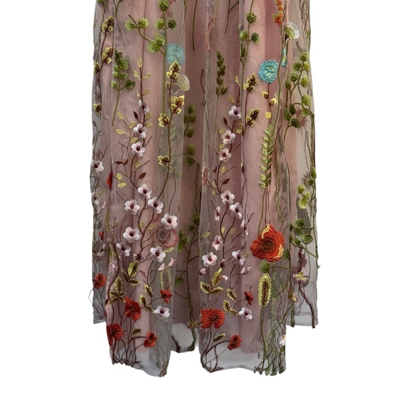 Beige by eci Embroidered Mesh Floral Maxi Slip Dress Size 4 - Picture 6 of 10